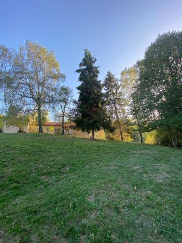 Foix Villa 150m2 dans très grand parc arboré