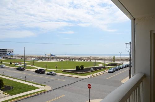 The Jolly Roger Motel - image 11