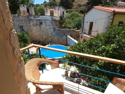 Old Olive Mill Maroulas - Bed and Breakfast