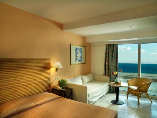 Dionysos Hotel - image 2