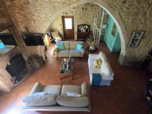 Old Olive Mill Maroulas - Bed and Breakfast