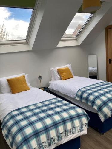 Cosy 2 Bedroom Coach House in คาสเซิลวิว