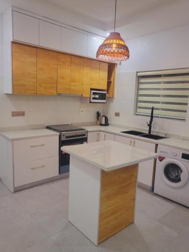 The Private Apartments: 2-Bedroom & 3-Bedroom photo 2