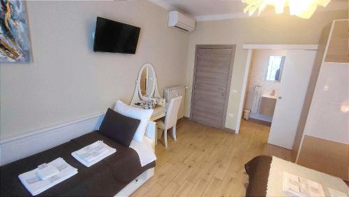 Pisa City Lodge - image 10
