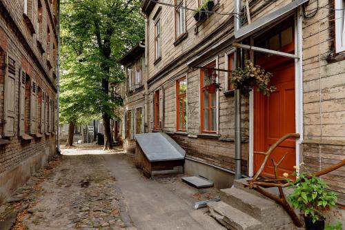 Vintage 1BR apartment in Quiet center of Riga in Észak-Riga