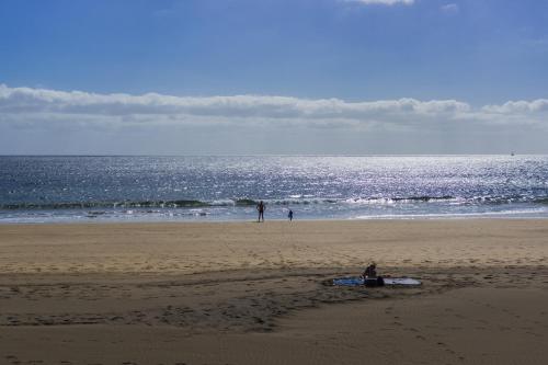 Las Adelfas - image 9