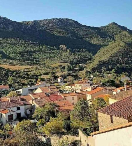 A környék, La Belle Vue - Gîte 3 étoiles Eco Responsable (La Belle Vue - Gite 3 etoiles Eco Responsable) in Maury