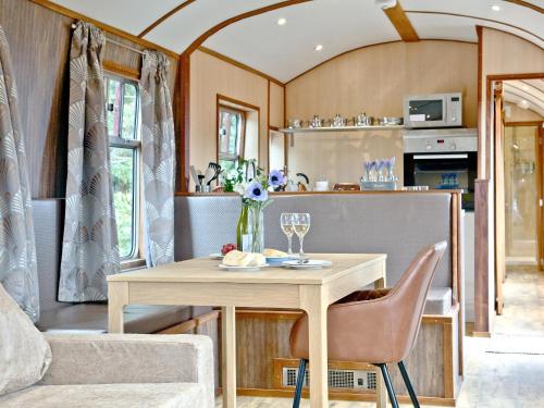 Brunel Boutique Railway Carriage 1