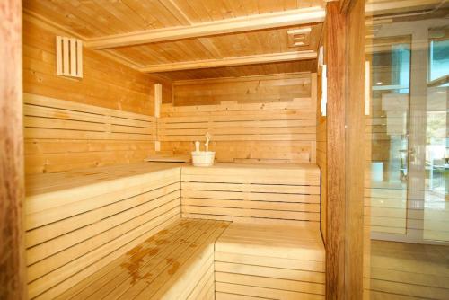 ซาวน่า, 2 bed Stupa Hills with panoramic sea view in ลา กาเปยาเนีย