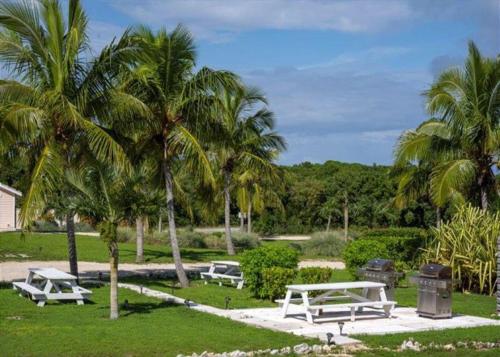 Buttonwood Reserve by Eleuthera Vacation Rentals in James Pt