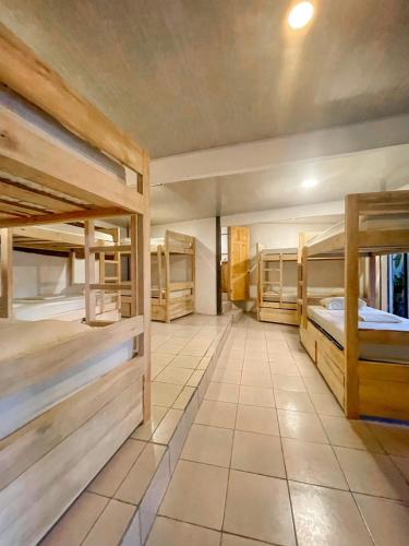 1 bunk bed
