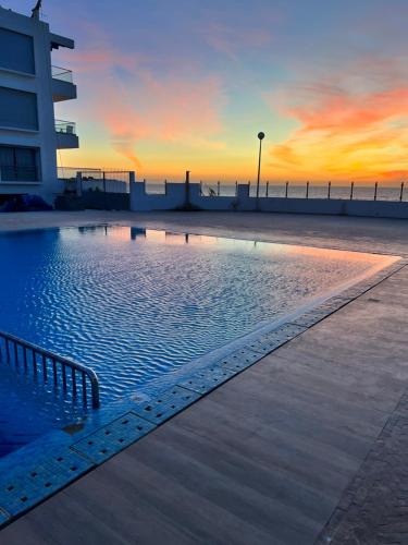 전망, The blue pearl-Sensational beach apartment in Aourir in 리아드 에살람