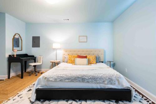 Blue, Youre My Boy Germantown 1 Bedroom Apartment in Louisville, USA