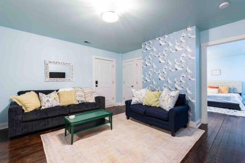 Blue, Youre My Boy Germantown 1 Bedroom Apartment in Louisville, USA