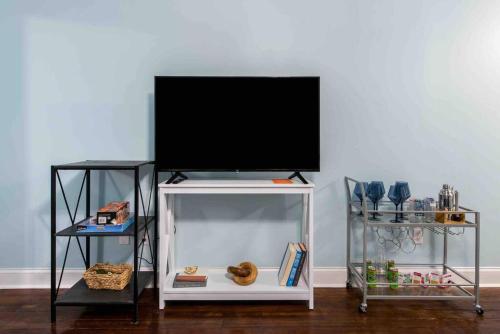 Blue, Youre My Boy Germantown 1 Bedroom Apartment in Louisville, USA