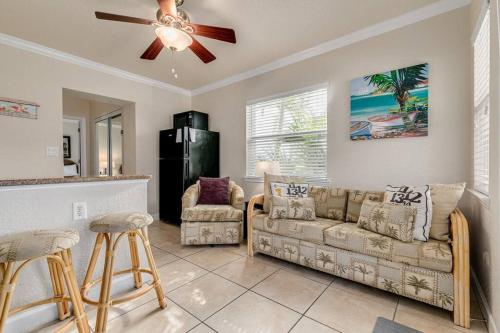 Coconut Villa's Suite 1 in Redington Shores (FL)