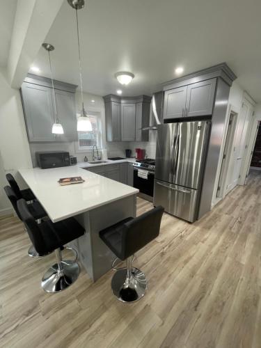Modern Luxury Apartment near NYC thumb 2
