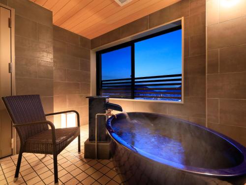 Suite with Spa Bath