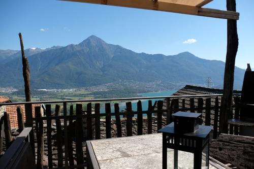  Appartamenti Montemezzo Le Case in Pietra, Pension in Sorico bei San Pietro