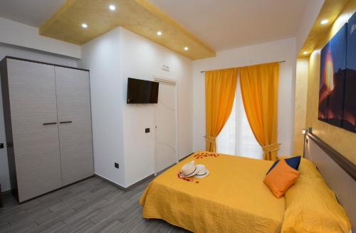 Deluxe Double Room with Balcony room in B&B Sunlight Tropea