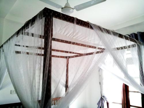 Double Room with Balcony and Sea View image 1