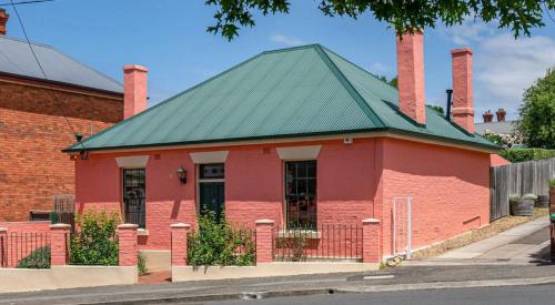 Waterloo Cottage