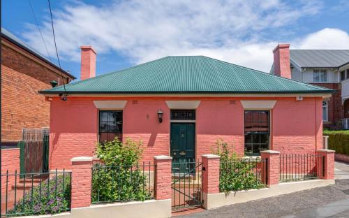 Waterloo Cottage