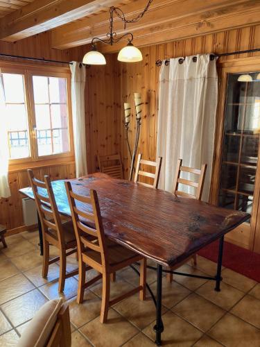 Chalet Cocoon in Val D'Illiez