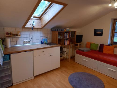 Kitchen, Apartment Moosblick zwischen Bergen und See in Benediktbeuern