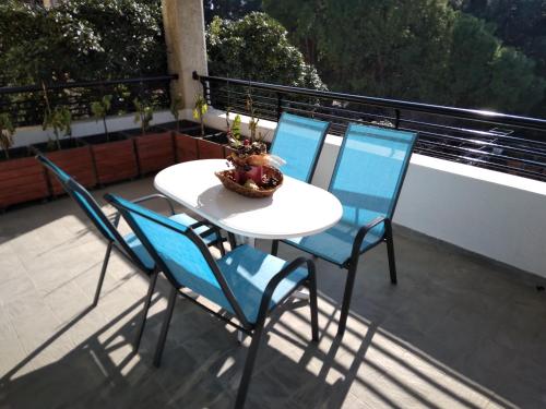 Villa in Panorama, Thessaloniki, with a swimming pool. Host: Mr. George in 帕諾拉馬區