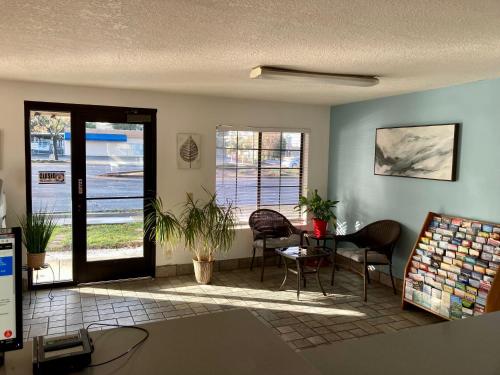 Premier Inns Concord - main image