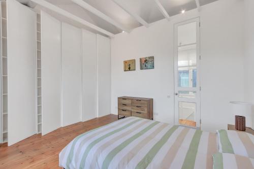 Picture of Stunning Shoreditch Loft Warehouse Style Apartment