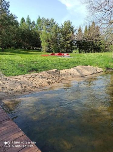 Uroczy domek na Mazurach, Pilec 59 in Решель