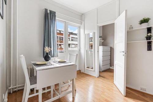 Small and cheap - 6 ppl - Super central - Balcony, Oslo (photo 7)