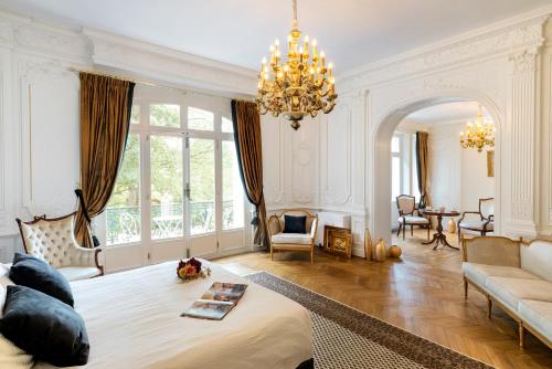 Domaine des Myosotis, holiday home in Moulins-Engilbert