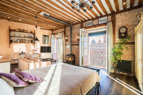  1851: Exceptional 19th century studio in Madrid, Pension in Madrid