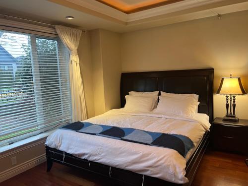Lucky suite, two-bedroom suite with independent entrance in Richmond close to YVR in Richmond, Canada
