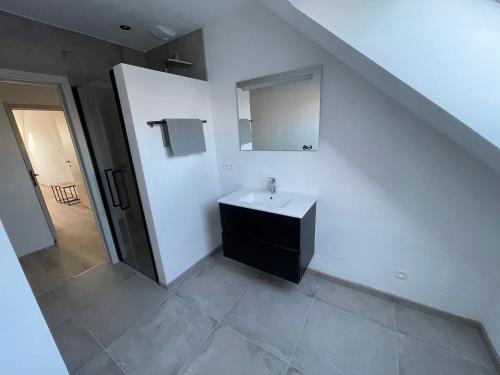 Vannas istaba, THE 77 work or holiday new home in Comines-Warneton