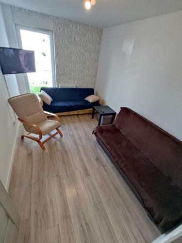 1120 Śmiałego 41 - Tanie Pokoje w Apartamencie - samodzielne zameldowanie - self check in