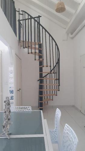 Gite pawoka à 2 min de plage du bourg de Sainte-Anne (Gite pawoka a 2 min de plage du bourg de Sainte-Anne) in Sainte Anne