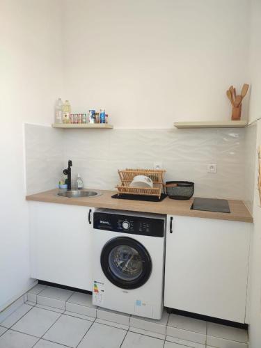 Cozinha, Gite pawoka à 2 min de plage du bourg de Sainte-Anne (Gite pawoka a 2 min de plage du bourg de Sainte-Anne) in Sainte Anne