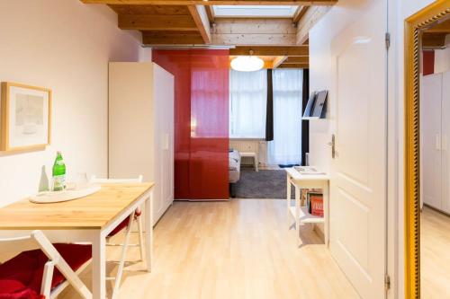 Apartment Wilhelmstr für bis zu 3 Personen in Brühl, Deutschland