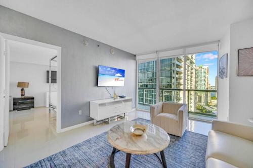 Emblematic unit at Icon in the heart of Brickell