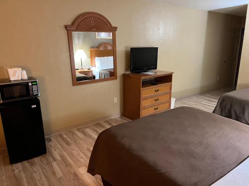 Americas Best Value Inn Pharr/McAllen - image 10