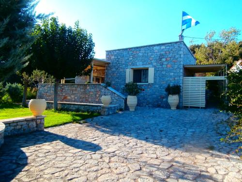 Villa Tzortzakos by Holiday Homes