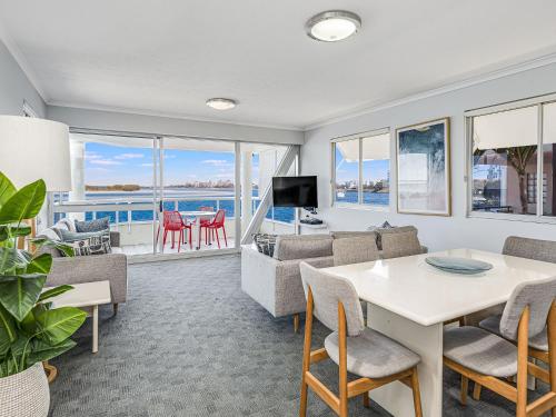 Pumicestone Quays by Luxury Escapes Caloundra