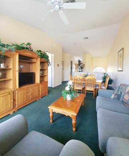 PGA/Spacious 3 BR with lake view in Carlton, USA