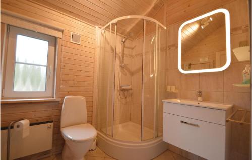 Bathroom, Holiday Home A Hveyselsvej With Shower And Fireplace in Osterby