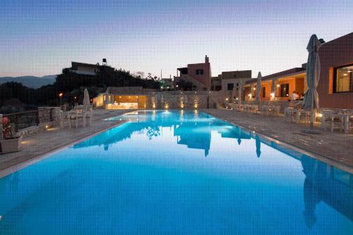  Loquat - Hilltop House, Unterkunft in Georgioupoli