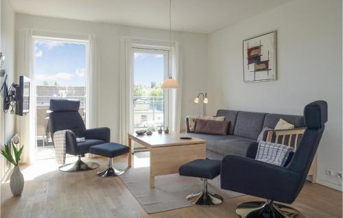 2 Bedroom Lovely Apartment In Allinge in Allinge